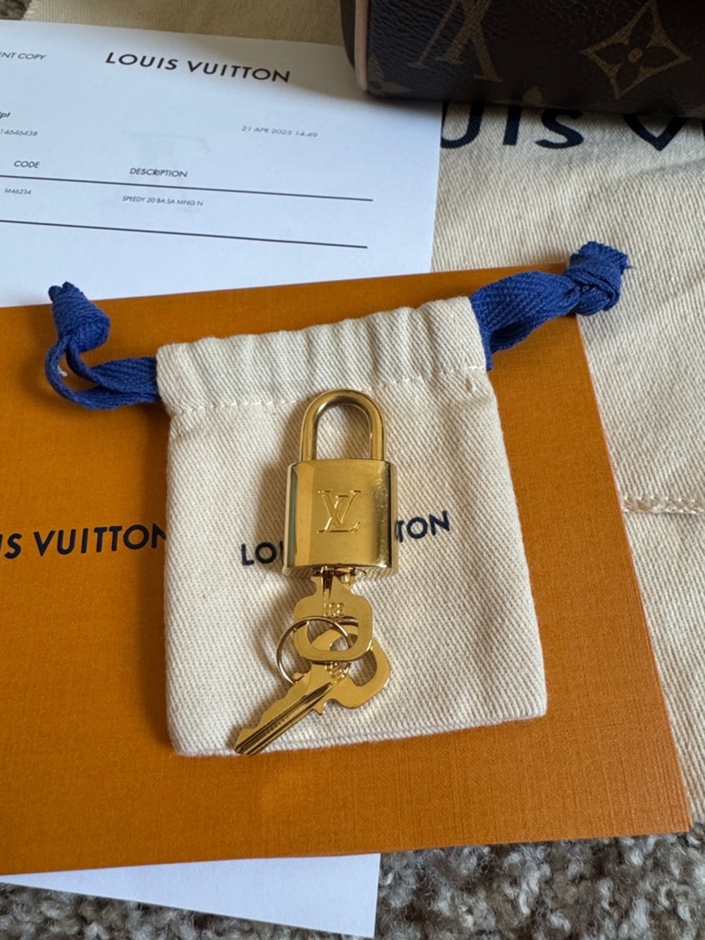 AUTHENTIC LOUIS VUITTON SPEEDY 20 dustbag, box and receipt - Picture 10 of 15